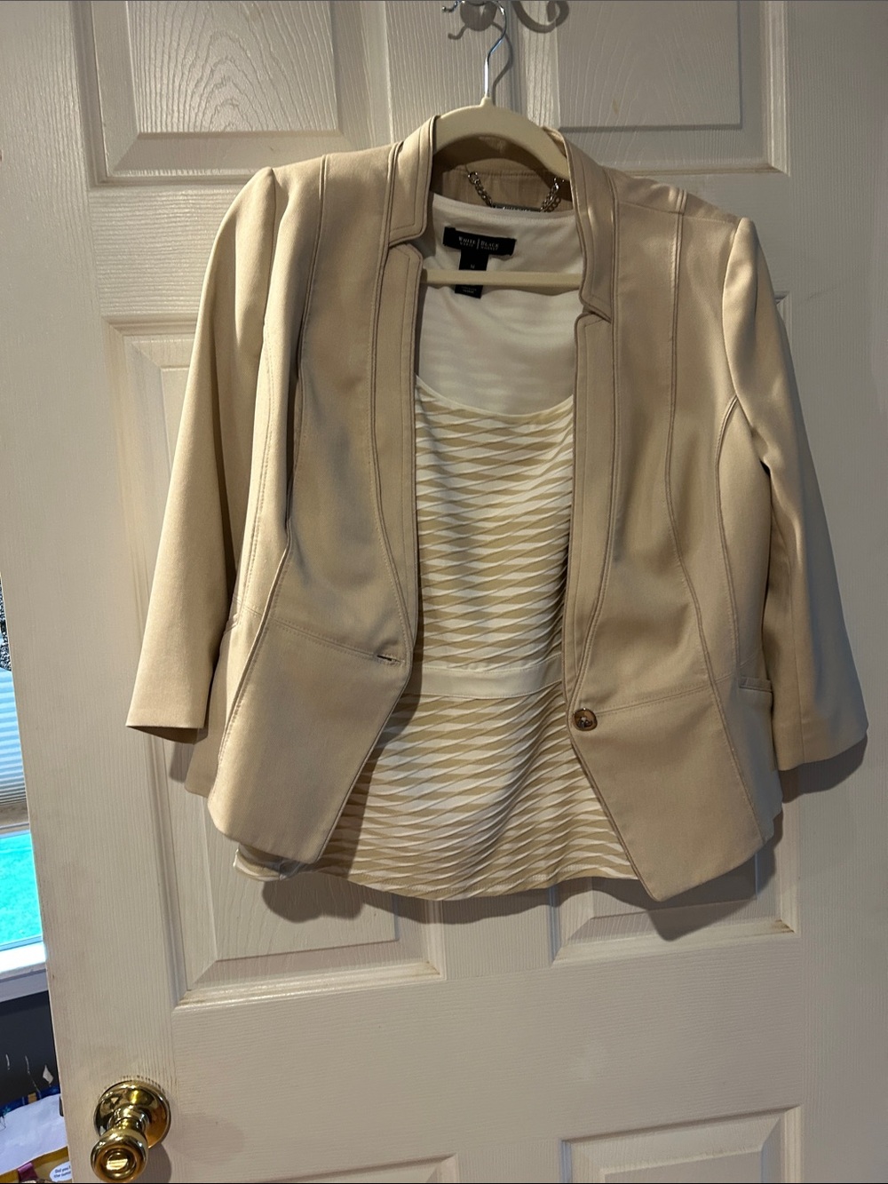 WHBM 3-Piece Ivory Skirt Suit Jacket Tank Size 8/M